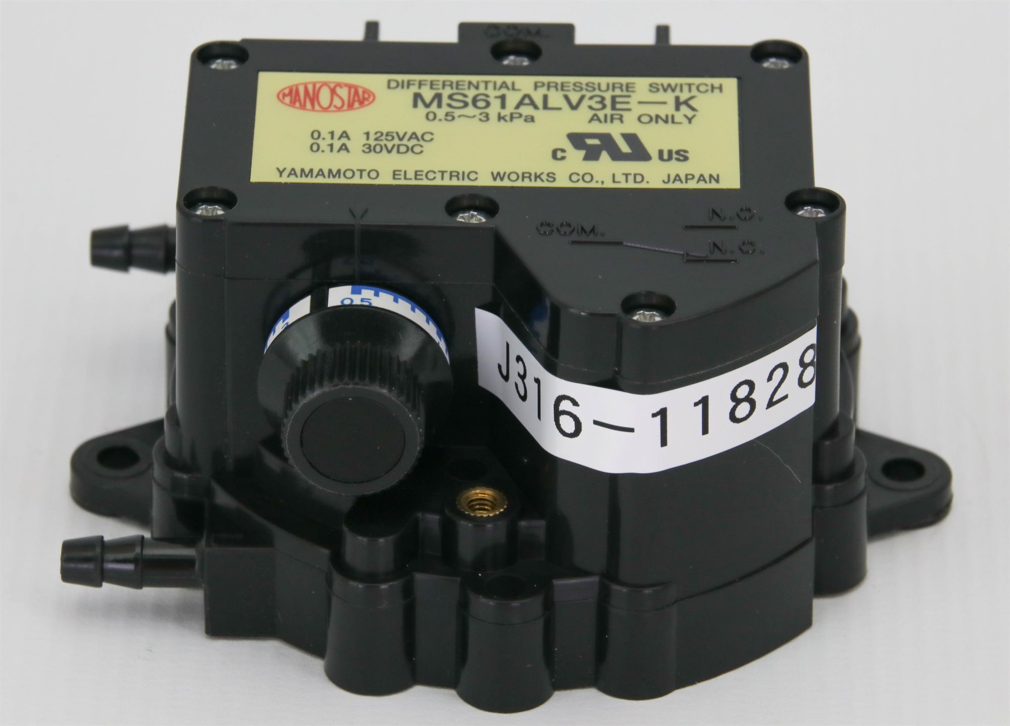 11828 YAMAMOTO MANOSTAR MICRO DIFFERENTIAL PRESSURE SWITCH,0.5~3